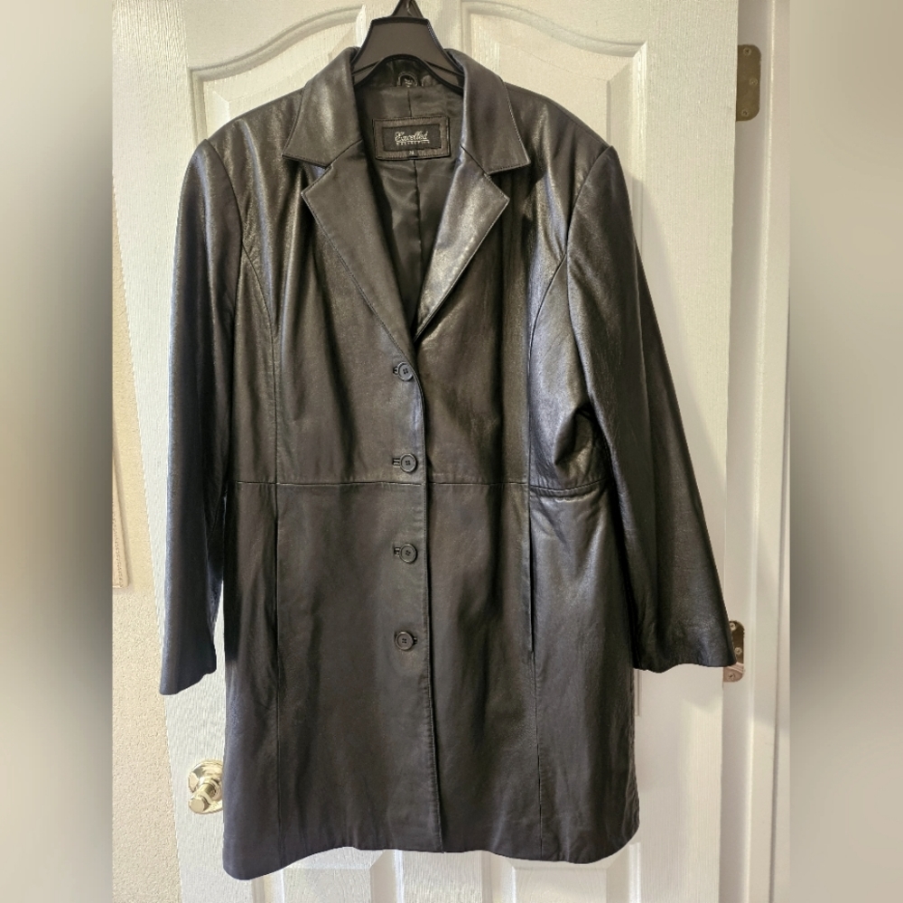 EUC Women's Vintage Black Leather Mid Length Coat XL Excelled Collection